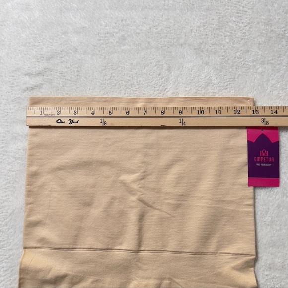 EMPETUA High Waisted Shaper Shorts Nude Sz XL/XXL - Picture 7 of 8